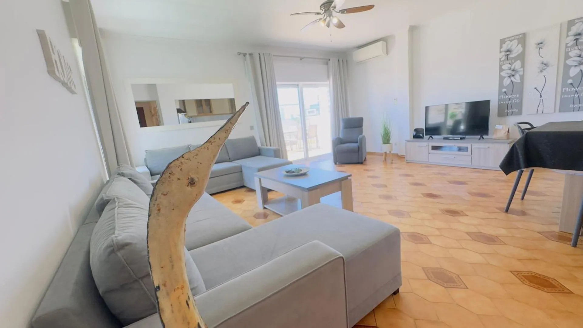 아파트 Sweet Home Panorama T3 포티마오